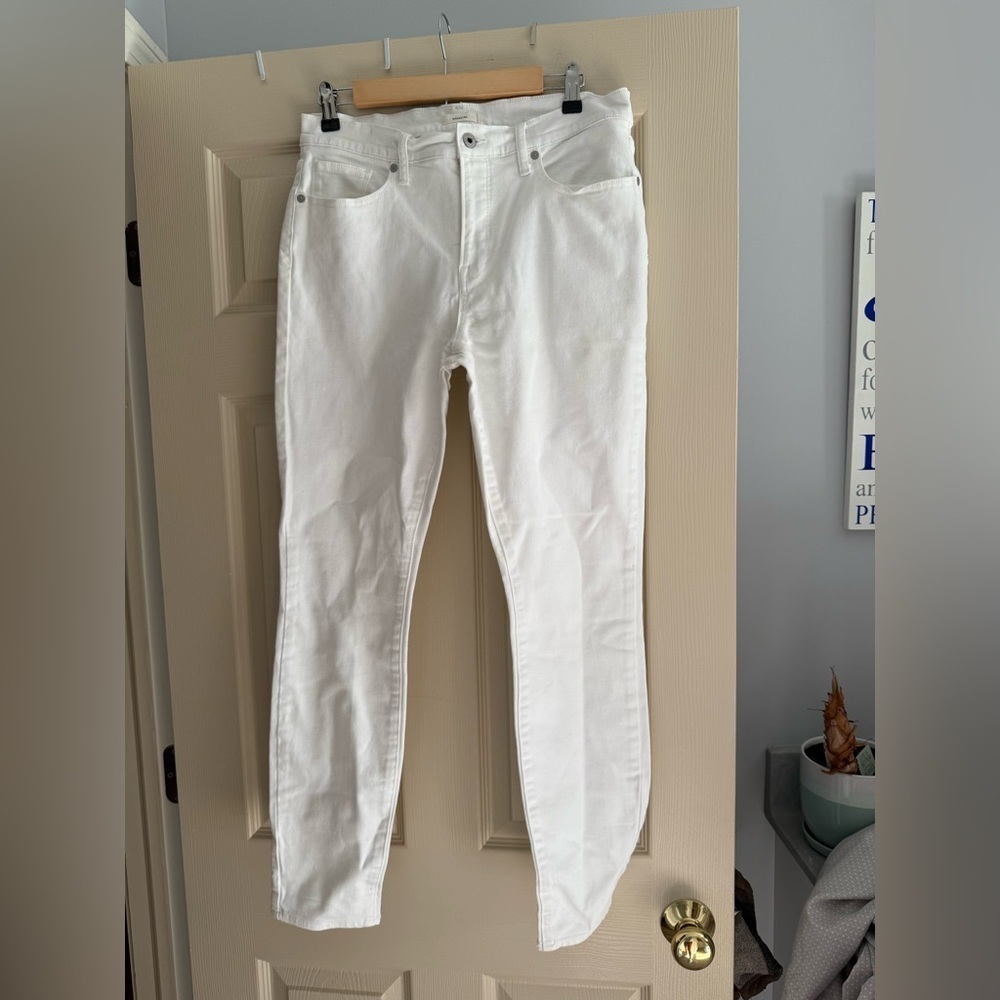 Vince White Five Pocket Skinny Jeans
